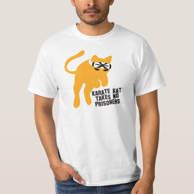 Camiseta O karaté KAT (gato) não toma nenhum prisioneiro (Frente)