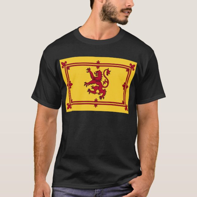 Camiseta O leão desenfreado de Scotland (Frente)