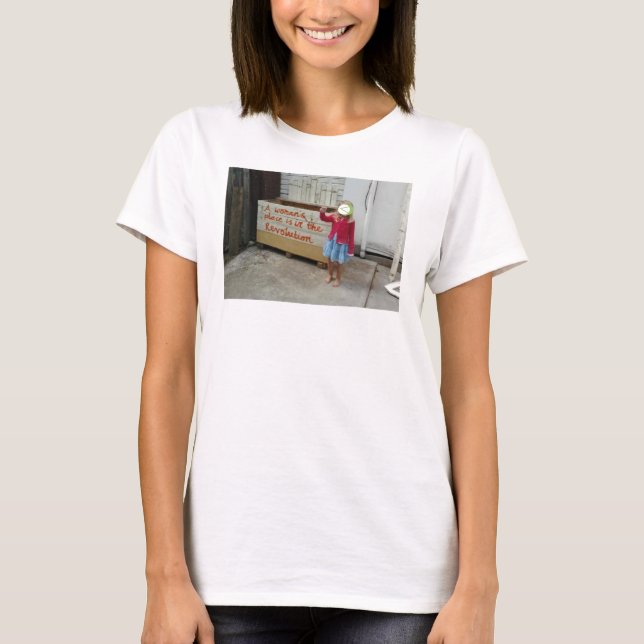 Camiseta O lugar de uma mulher (Frente)