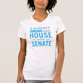 Camiseta O lugar de uma mulher está na casa e no Senado