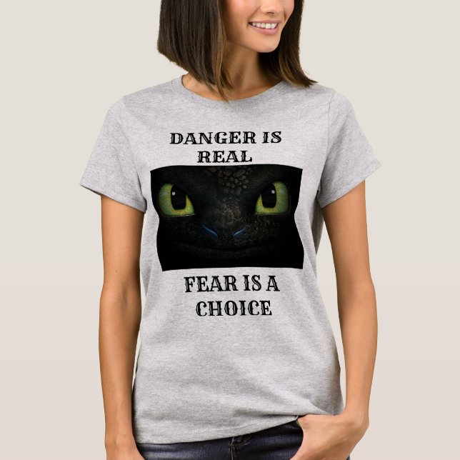 CAMISETA O MEDO É UMA ESCOLHA (Frente)