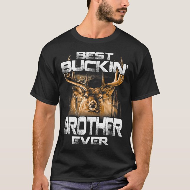 Camiseta O Melhor Irmão De Tempos Caçando (Frente)