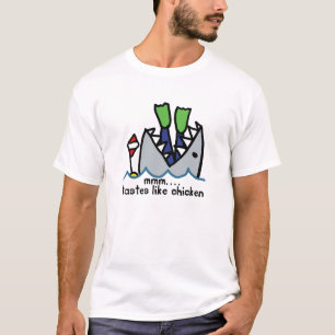 Camiseta O mergulhador prova o tubarão da galinha