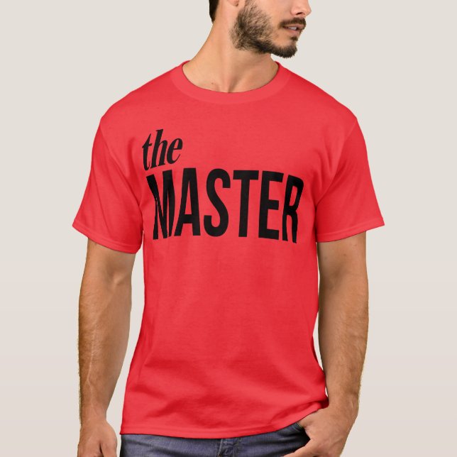 Camiseta O mestre, o remestre pai e o filho são engraçados (Frente)