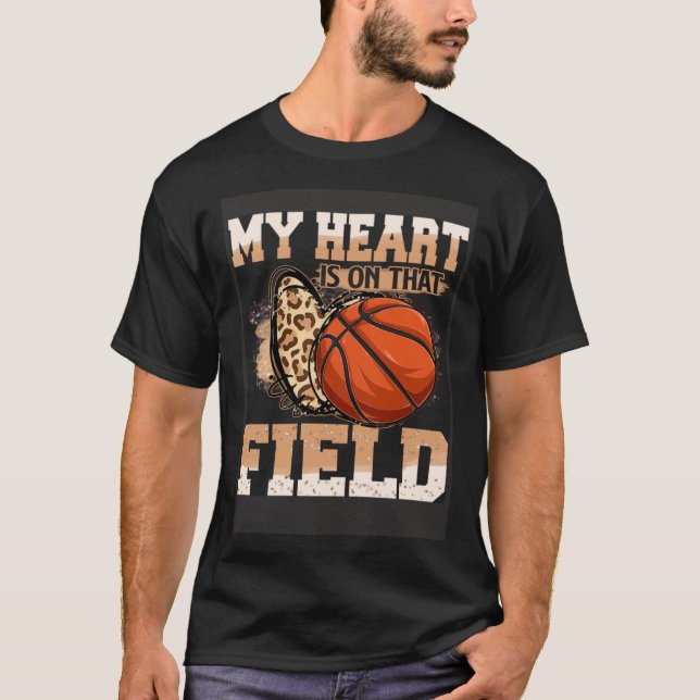 Camiseta O Meu Coração Está Naquele Basquete Mãe Leopard M (Frente)