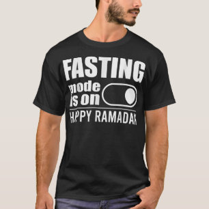 Camiseta O Modo De Jejum Está No Figurino Feliz Do Ramadã 2