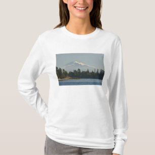 Camiseta O Monte Baker domina a paisagem
