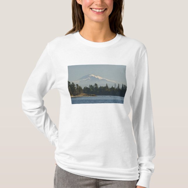 Camiseta O Monte Baker domina a paisagem (Frente)