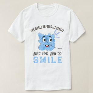 Camiseta "O Mundo Desdobra Sua Beleza" Folha Azul Sorrident