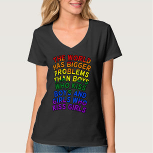 Camiseta O Mundo Tem Problemas Maiores Com Gay Lgbtq Pride