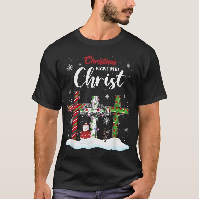 Camiseta O Natal Começa Com O Cristo Snowman Christian Cro (Frente)