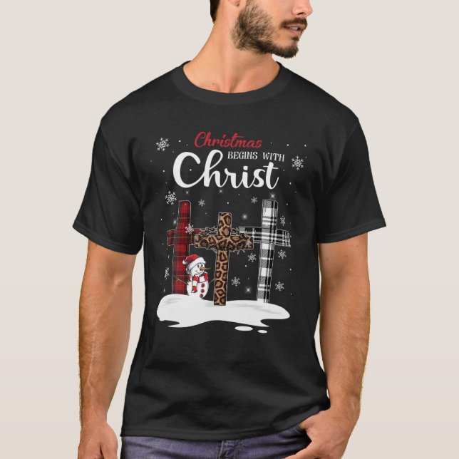 Camiseta O Natal Começa Com O Cristo Snowman Christian Cro (Frente)