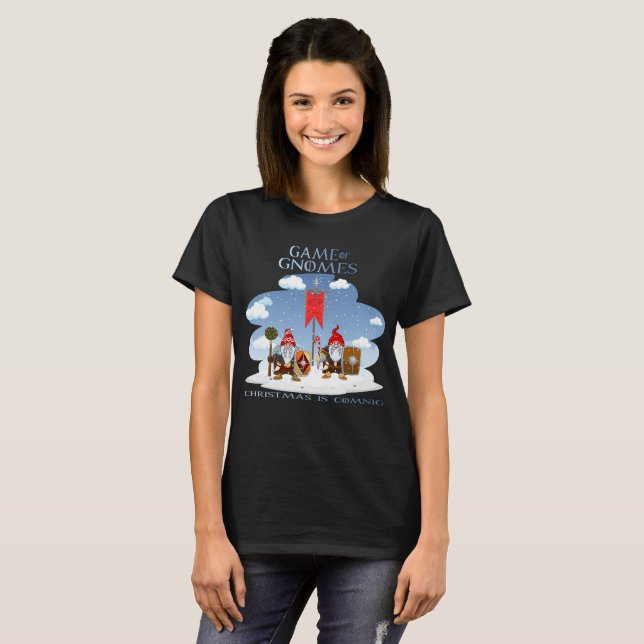 Camiseta O Natal Dos Gnomos Está Chegando (Frente Completa)