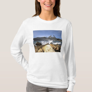 Camiseta O navio de assalto anfíbio USS Kearsarge