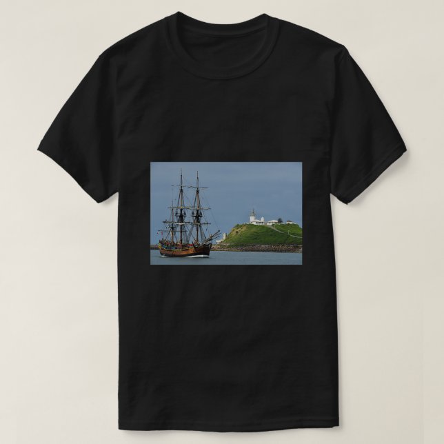 CAMISETA O NAVIO DE NAVEGAÇÃO DA RÉPLICA DE ESFORÇO (Frente do Design)