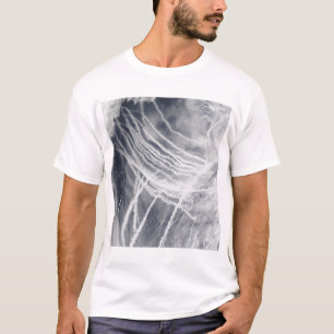 Camiseta O navio segue o Oceano Pacífico do norte