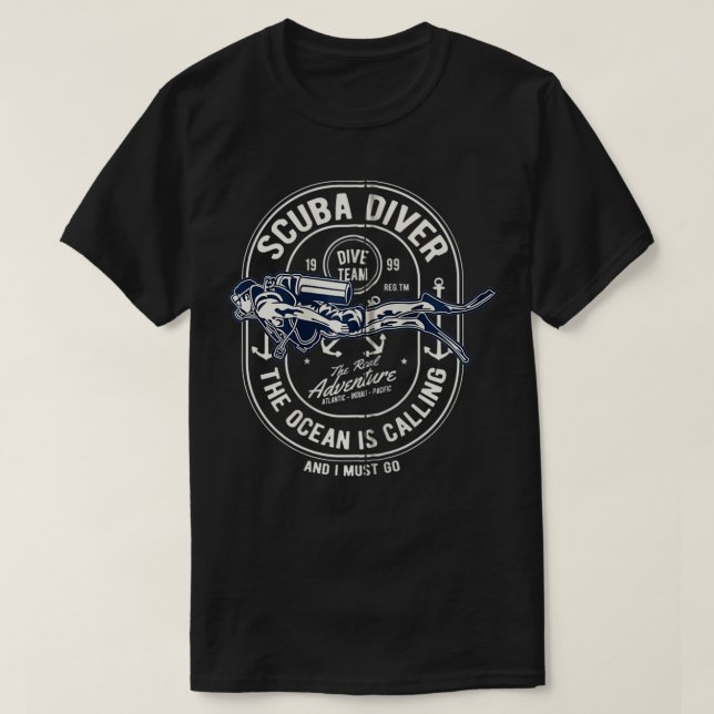 Camiseta O Oceano Chama-Se Diver Scuba, Scuba Merging Zi (Frente do Design)