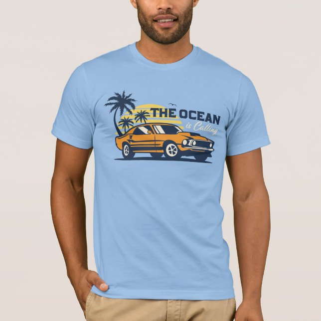 Camiseta O Oceano Está Chamando Retro Car Praia Verão (Frente)
