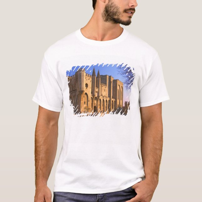 Camiseta O Palácio do Papa em Avinhão com pessoas (Frente)