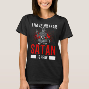 Camiseta O Pentagrama Satânico Não Tem Medo De Satã.