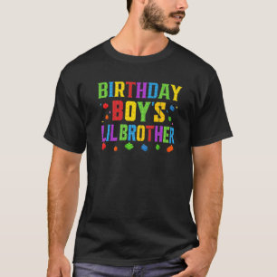 Camiseta O pequeno irmão do menino de aniversário bloqueia