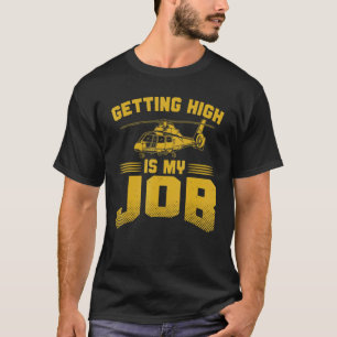 Camiseta O Piloto Helicóptero Mens Está Chegando Alto No Ar