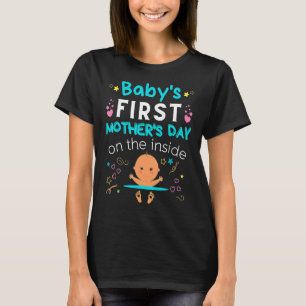Camiseta O primeiro Dia de as mães do bebê no Dentro Pregna