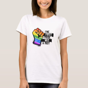 Camiseta O primeiro orgulho foi um motim