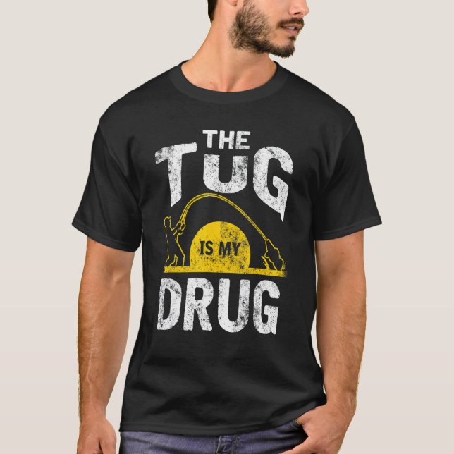 Camiseta O Puxão é Minha Droga Piada de Pesca (Frente)