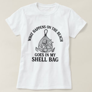 Camiseta O que Acontece na Praia, Vai para Minha Bolsa de C
