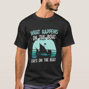 Camiseta O Que Acontece No Barco Fica No Capitão Do Barco