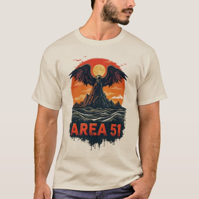 Camiseta O Que Verdadeiramente Vê Na Área 51? (Frente)