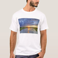 O Rio Powder pega a última luz em Custer