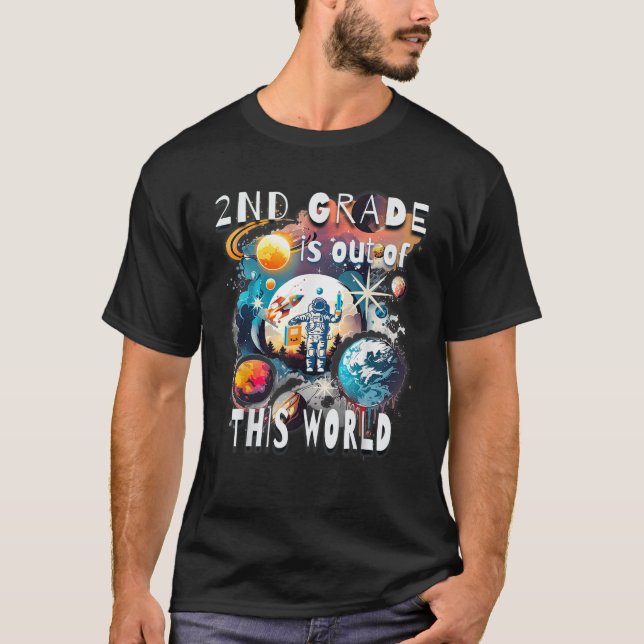 Camiseta O segundo Está Fora Deste Mundo De Volta Para A Es (Frente)