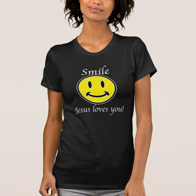 Camiseta O sorriso, Jesus ama-o (Frente)