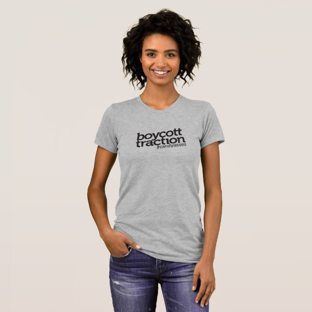 Camiseta O T das mulheres da tração do boicote (Frente Completa)