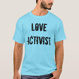 Camiseta O T dos homens do activista do amor
