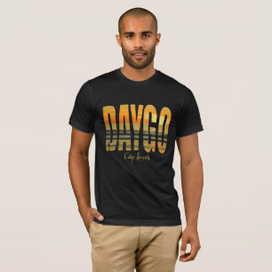 Camiseta O T/preto dos homens de Daygo (limites de cidade)