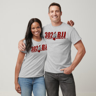 Camiseta O t-shirt afligido dos homens