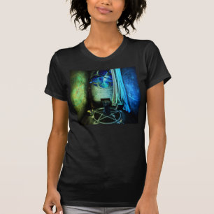 Camiseta O t-shirt básico escuro das senhoras da sala das
