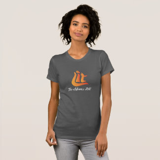 Camiseta O t-shirt cinzento escuro das mulheres