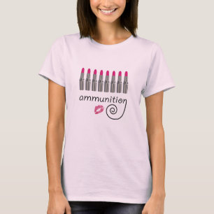 Camiseta O t-shirt das mulheres armadas e prontas