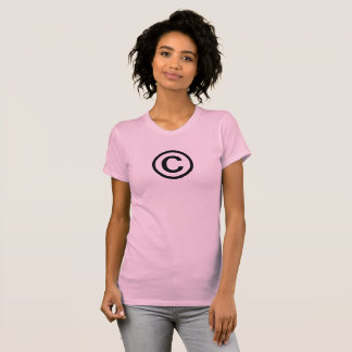 Camiseta O t-shirt das mulheres do símbolo de Copyright