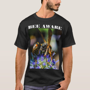 Camiseta O t-shirt escuro básico dos homens cientes da