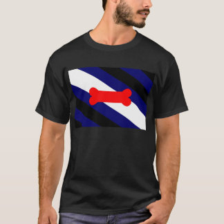 Camiseta O t-shirt escuro básico dos homens da bandeira do