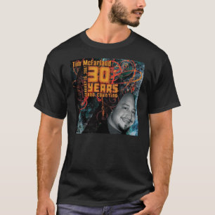 Camiseta O t-shirt preto dos homens