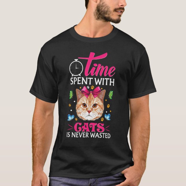 Camiseta O Tempo Passado Com Gatos Nunca É Perdido (Frente)