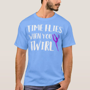 Camiseta O Tempo Voa Quando Você Gira Baton Engraçado Grelh