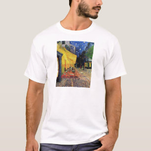 Camiseta O terraço de café no local do fórum, Arles, em