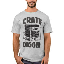 O toxicómano DJ do viciado do vinil do escavador